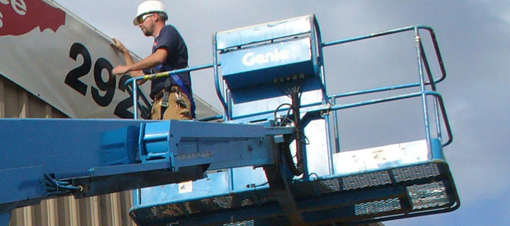 Mobile Elevated Work Platform Training with Industrial Transport Training